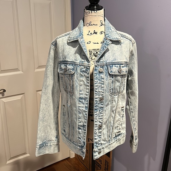 Abercrombie & Fitch Denim Jacket (NWOT) - Picture 2 of 11